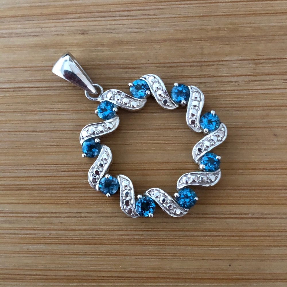 $49 Designer London Blue Topaz Pendant With Chain Sterling Hallmarked 925 CHINA - Picture 3 of 7